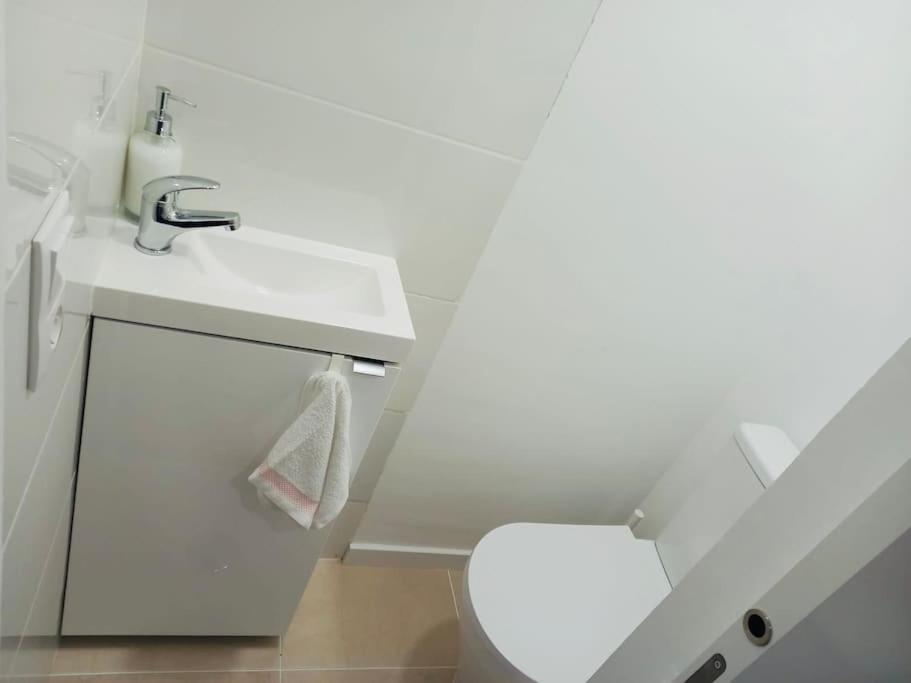 Modern 3 Bedroom Flat In Lissabon Exterior foto