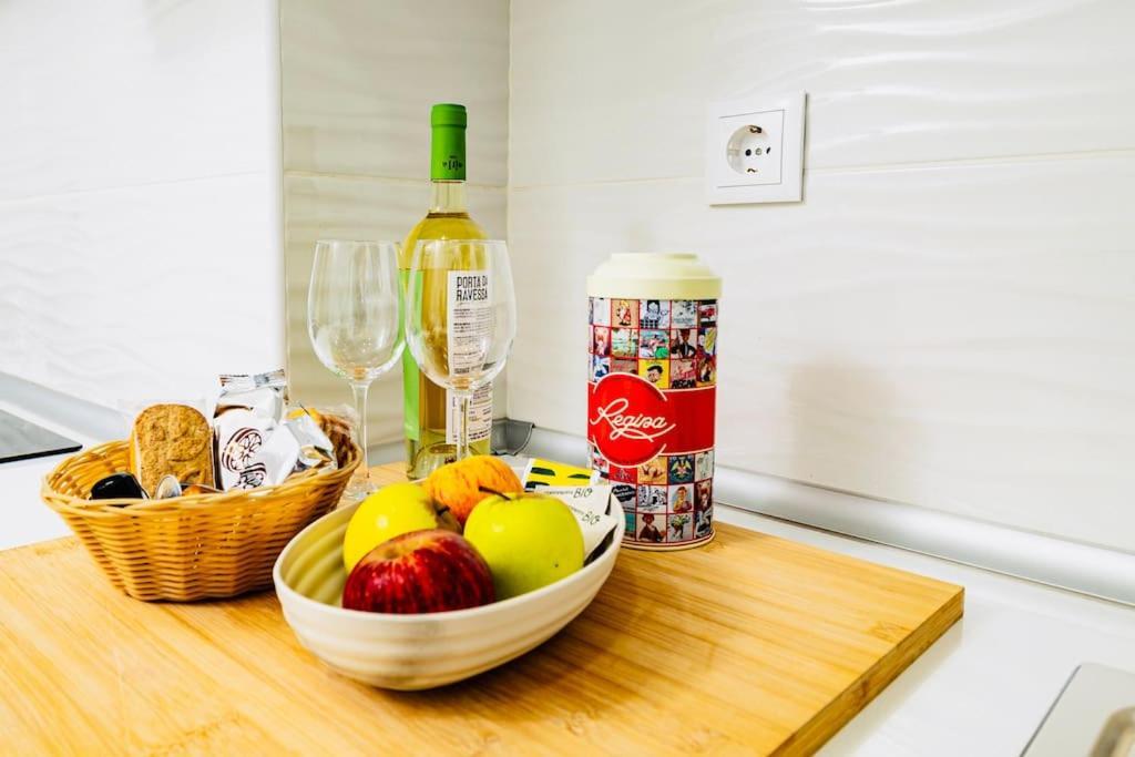 Modern 3 Bedroom Flat In Lissabon Exterior foto